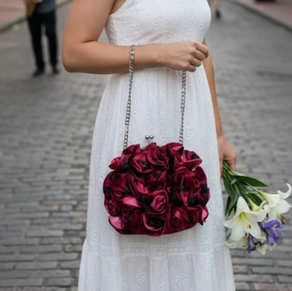 White House Black Market 3D Rose Elegant Kisslock Bag - Picture 2 of 10